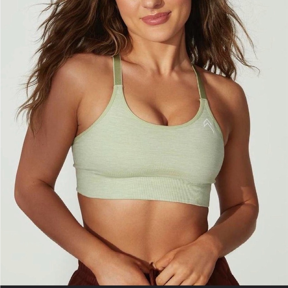 Oner Active Seamless Pistachio Sports Bra